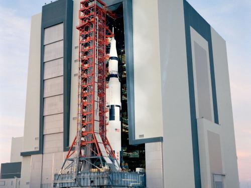 Saturn V exits large building